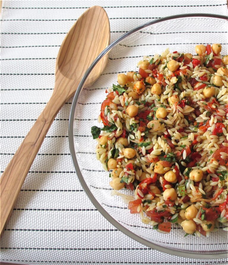 Risosalade met geroosterde paprika en kikkererwten Eetplezier & Meer